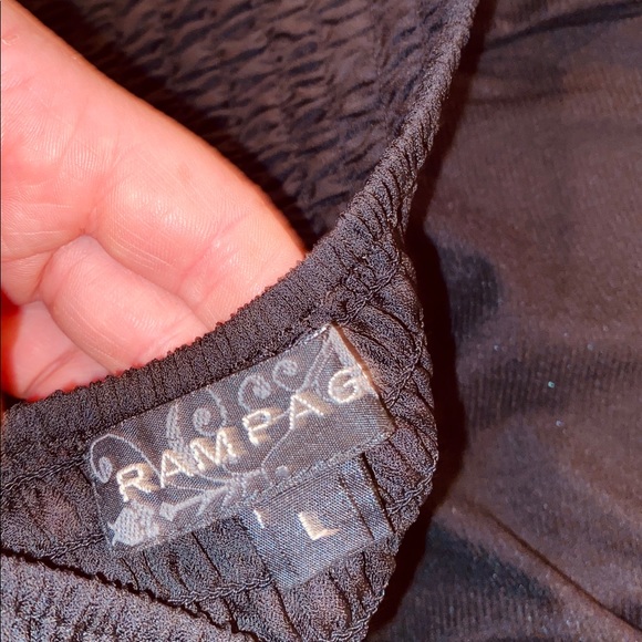 RAMPAGE ruffled halter top - Picture 4 of 5